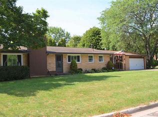 708 Highland St, Mount Pleasant, MI 48858