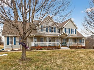 235 Howardsville Rd, Staunton, VA 24401