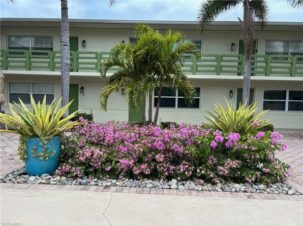 975 9th AVE S #18, NAPLES, FL 34102