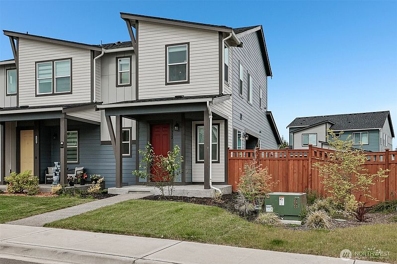 2nd image of 15332 208th Avenue E #161