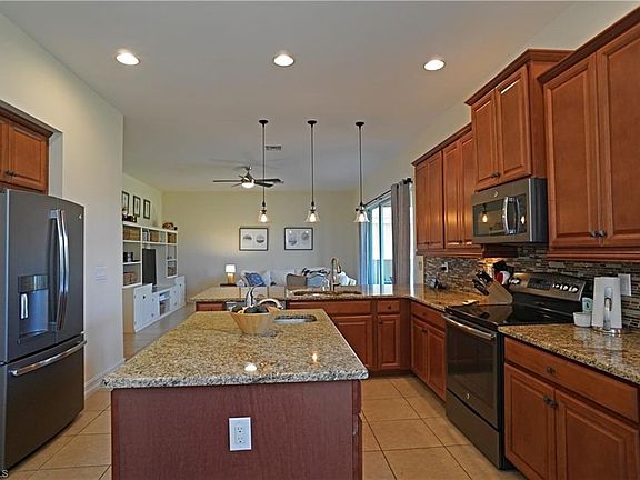 5th image of 13301 Seaside Harbour Dr
