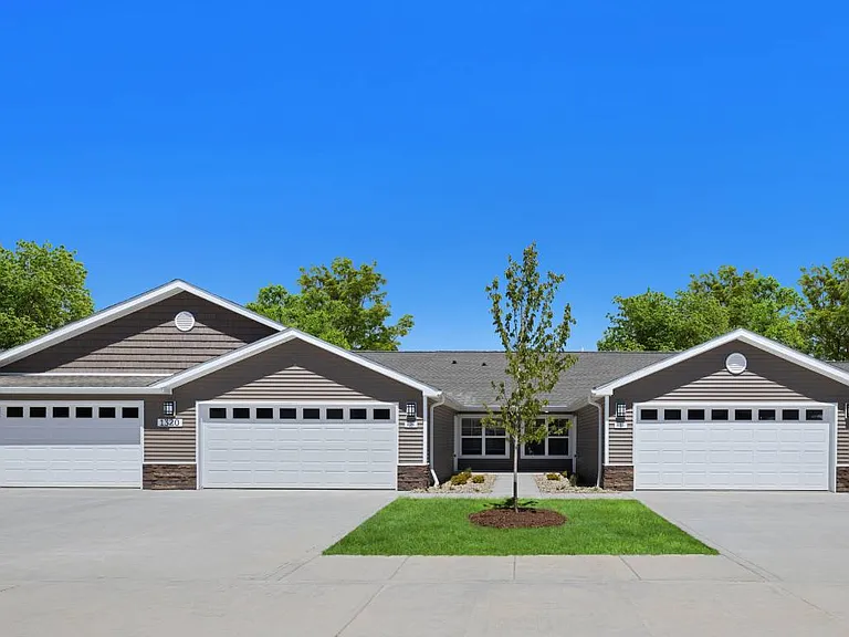 Apartments with Attached Garages