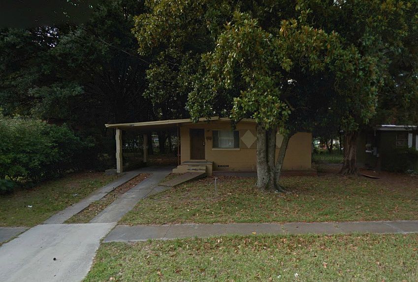 1st image of 4030 Lockhart Dr