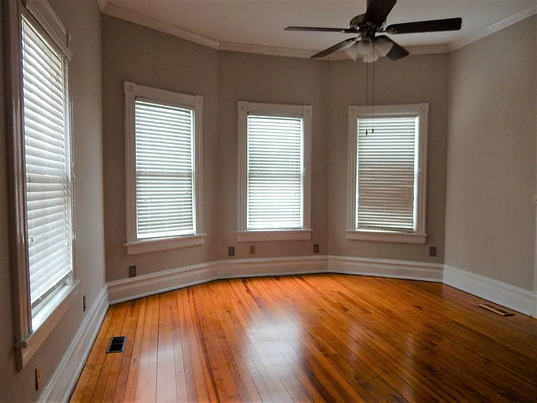 436 Elm Ave SW — Photo 10
