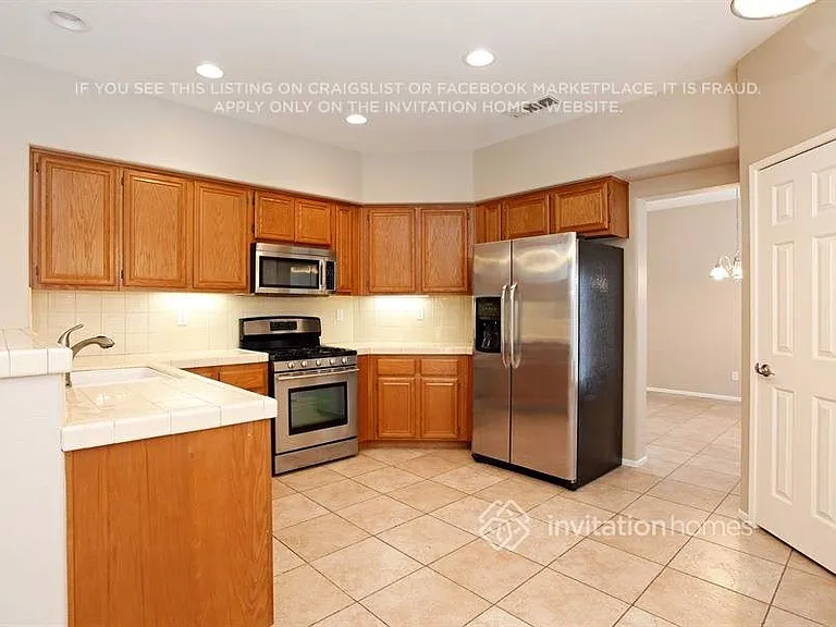 5180 Ravenstone Dr — Photo 4