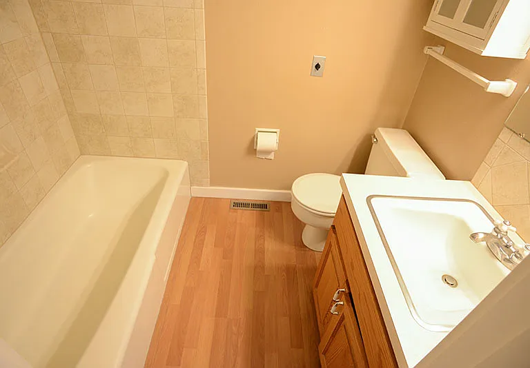 420 NW Dack Ct — Photo 13