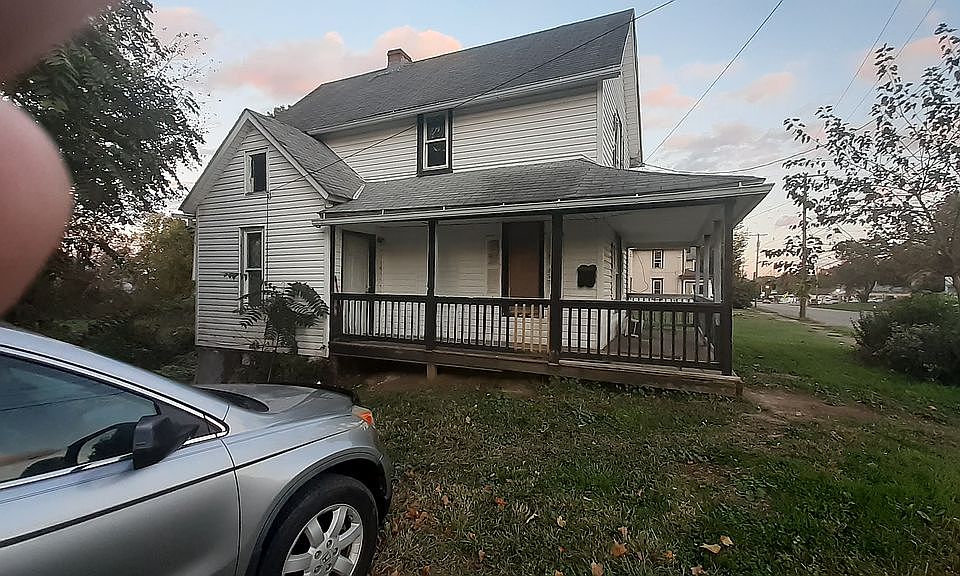 2nd image of 347 S Diamond St