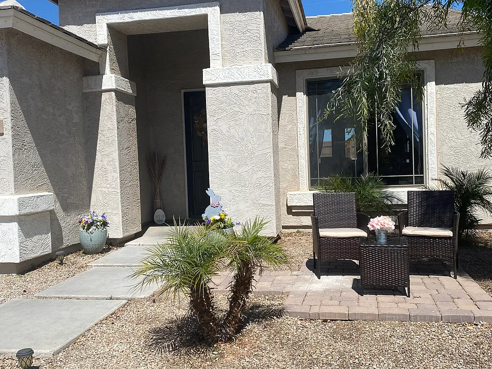 2517 S Ponderosa Dr