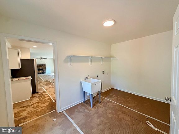 4th image of 12267 Autumn Ridge Ln