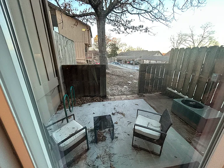 20 Britten Cir — Photo 4