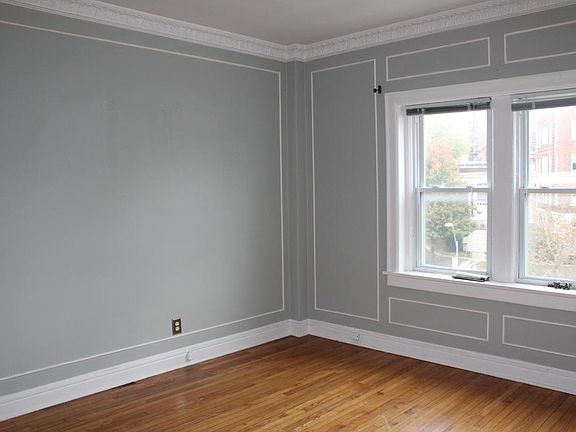 4th image of 309 E Emanuel Cleaver Ii Blvd Unit 402