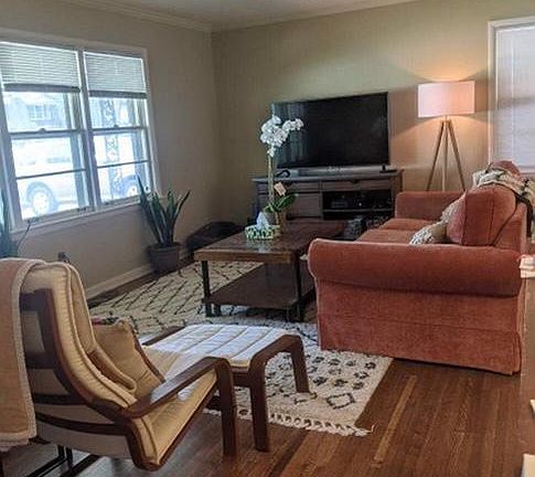 4th image of 5119 Norich Ave