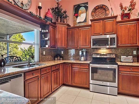 4th image of 12719 NW 21st Pl
