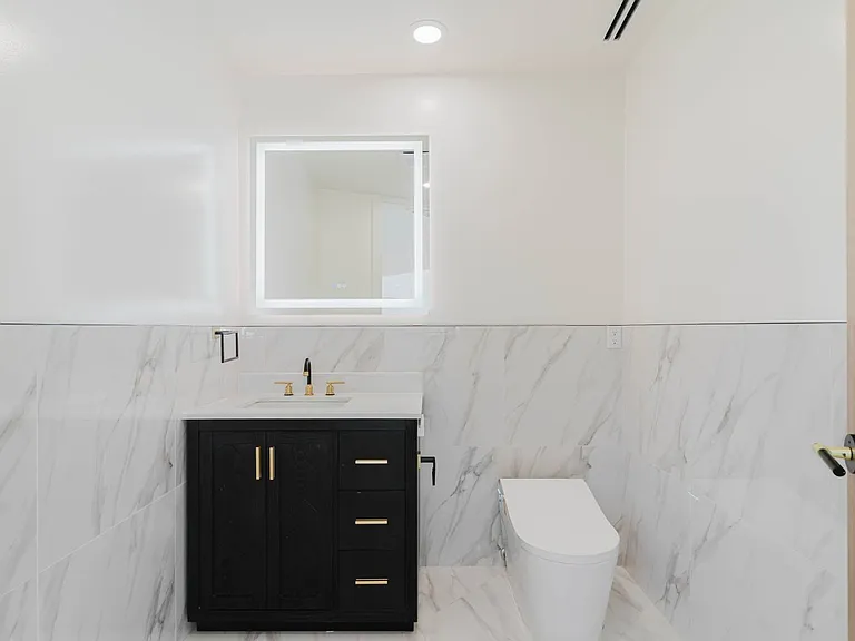 9010 Dempsey Ave — Photo 8