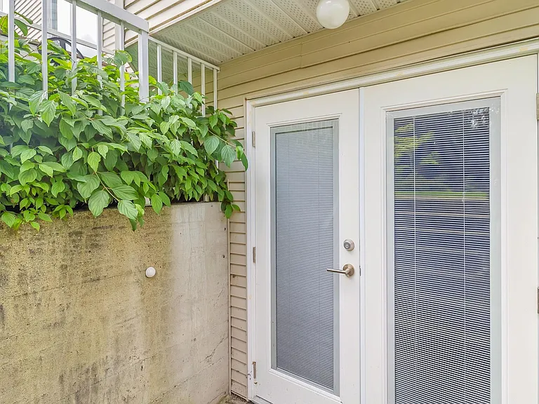 805 Fowler Ct #BASEMENT — Photo 19