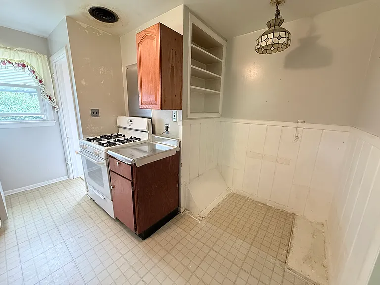 503 Gibson Dr SW — Photo 15