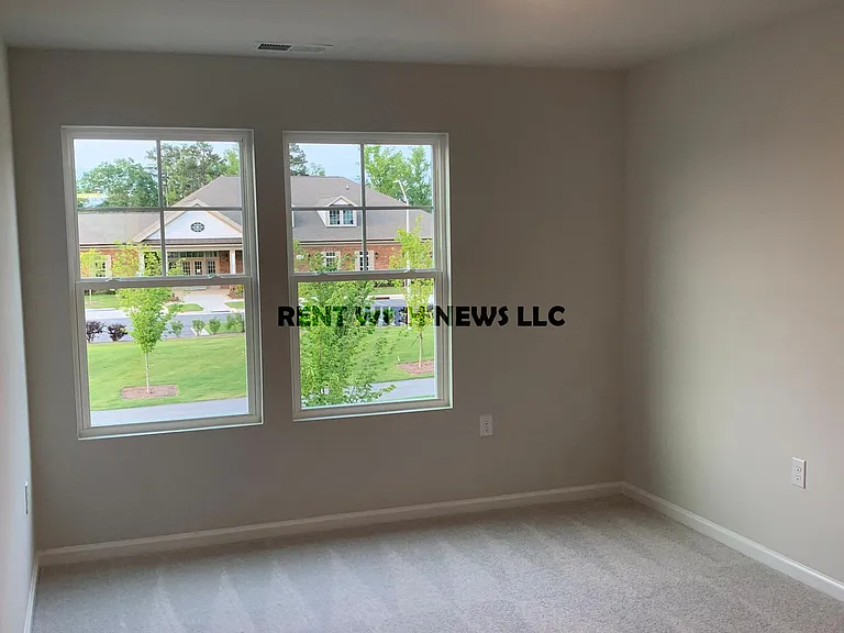 5124 Anamosa St — Photo 33