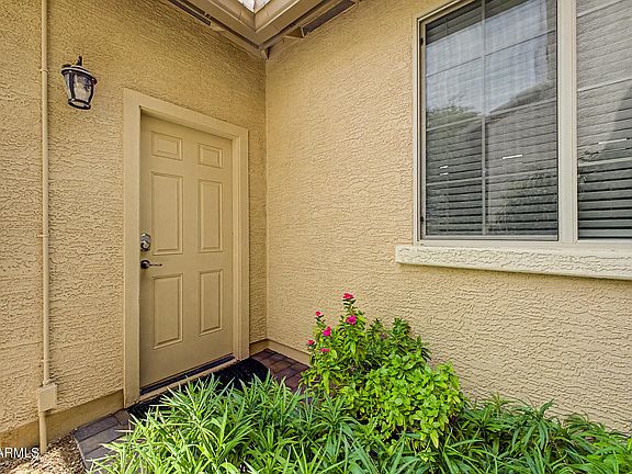 4th image of 1577 W SWAN Place