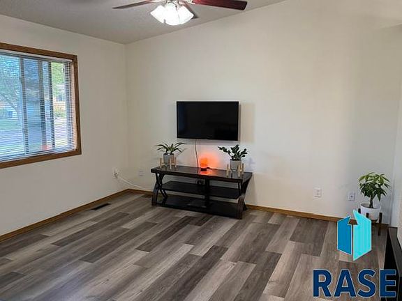5th image of 5519 W Dardanella Rd