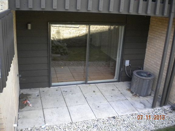 2nd image of 6151 Knollwood Dr #106