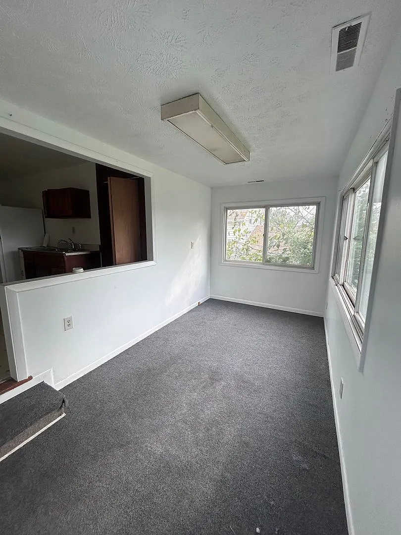 1625 Spear Street — Photo 1