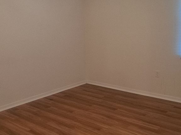 4th image of 810 Druid Pl
