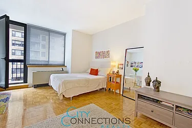 Rented by City Connections Realty