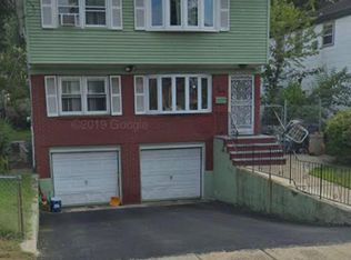 225 Amsterdam Ave, Roselle, NJ 07203