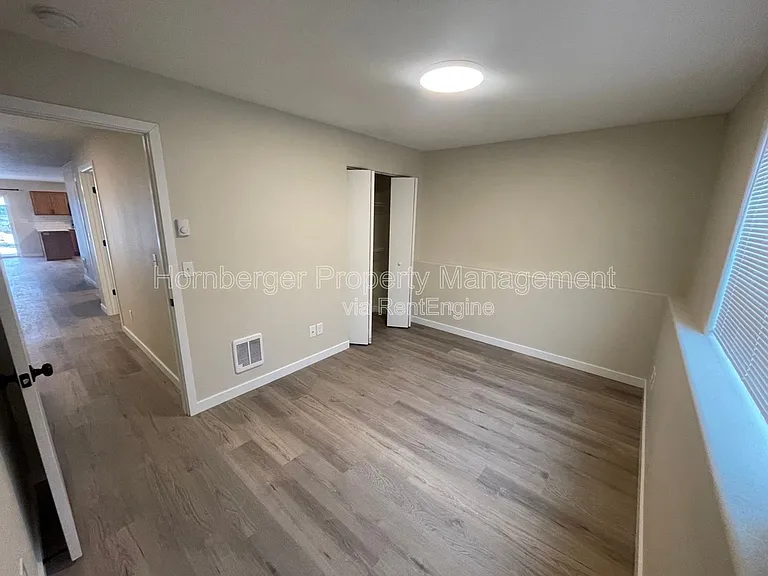 1605 E Hartson Ave #2 — Photo 12