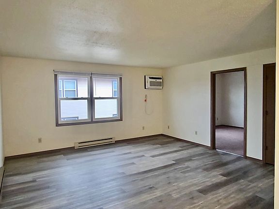 4th image of 1211 Meridian Heights Dr #5