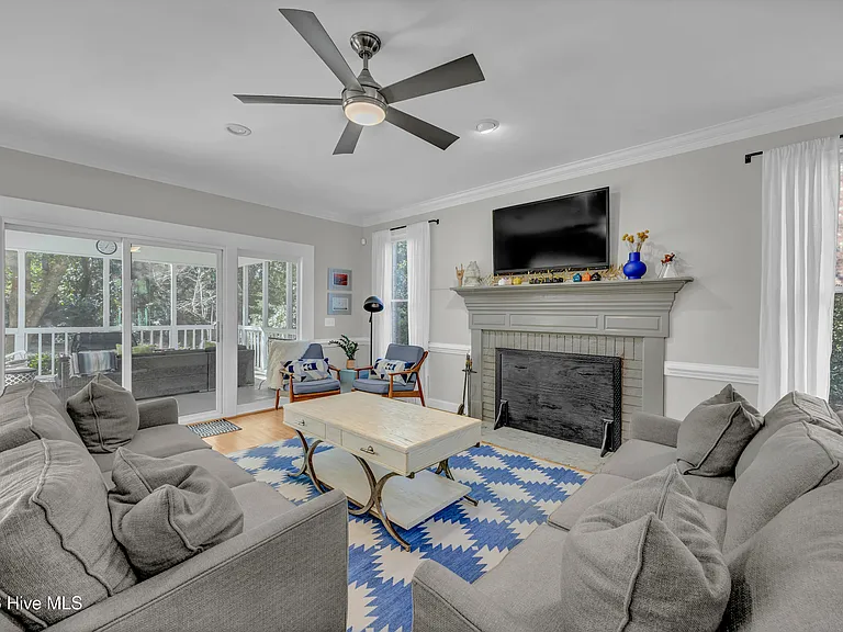 6216 Turtle Hall Dr — Photo 6