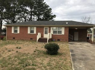 515 E Hillsboro St, Mount Olive, NC 28365