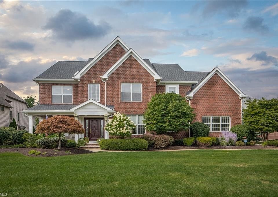 1st image of 24533 Annie Ln