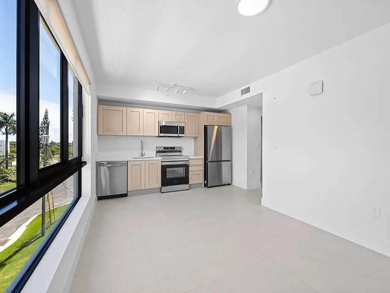 Cauley Residences by Trion Living — Photo 40