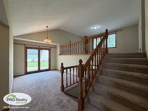 5642 Royal Oaks Dr Photo 1