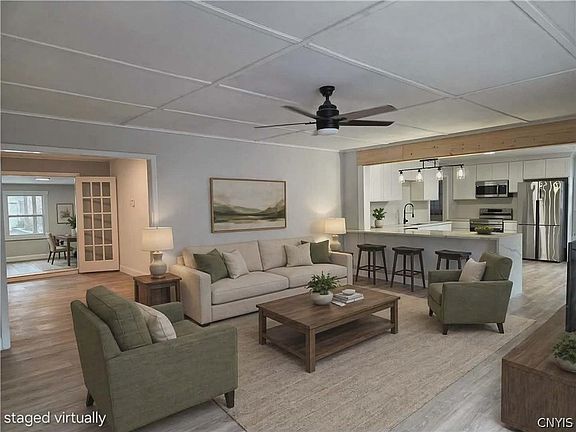 5th image of 702 Jervis Ave