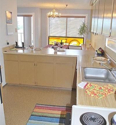 5th image of 11239 Greenwood Ave N APT 101