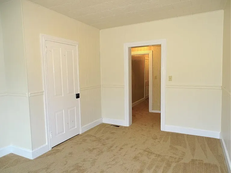 46 W Main St — Photo 13