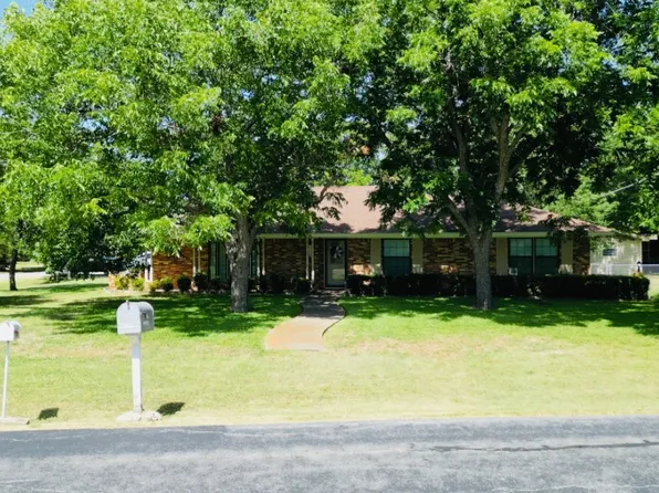 2218 Monteleon St, Grand Prairie, TX 75051