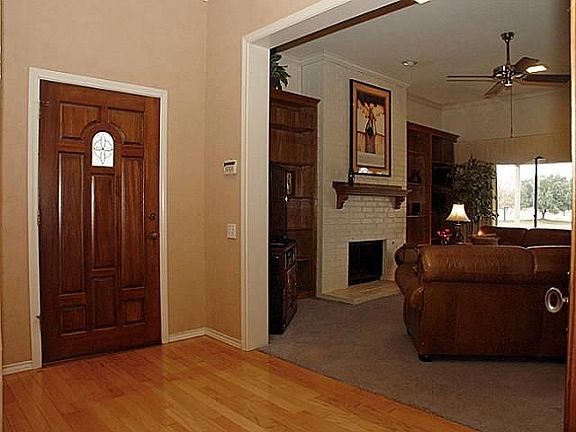 4th image of 2829 Laurel Oaks Dr