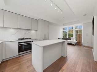 2070 Curling Rd #119, North Vancouver, BC