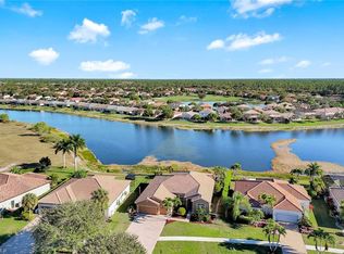 2143 Grove Dr, Naples, FL 34120
