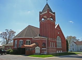 300-303 N East St, Carthage, IN 46115