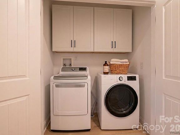 3rd image of 119 Chapel Hill Dr