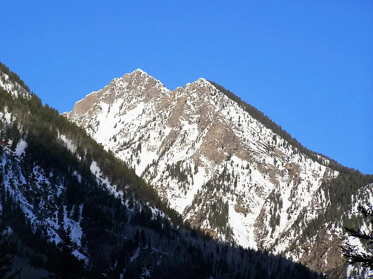 14er's outside the door