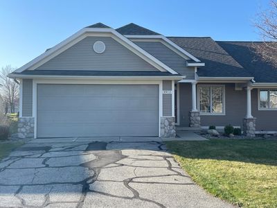 3900 Windsor Hill Dr #16, Hudsonville, MI, 49426