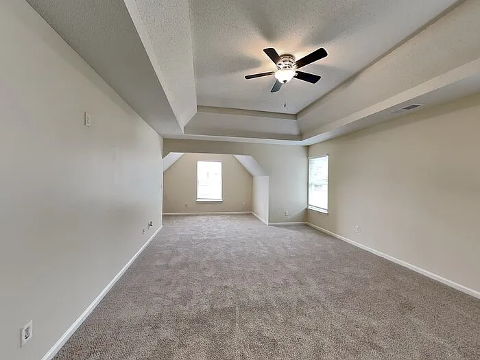 6095 Trotters Cir — Photo 10