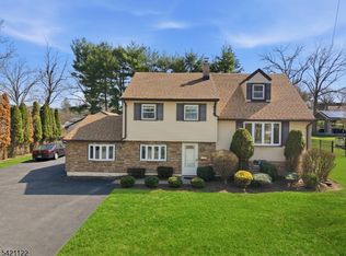 37 Farmingdale Rd, Wayne, NJ