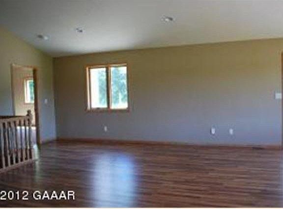 3rd image of 2657 Cherry Lane  NE