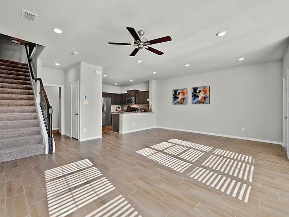 2nd image of 2867 Baneberry Ln